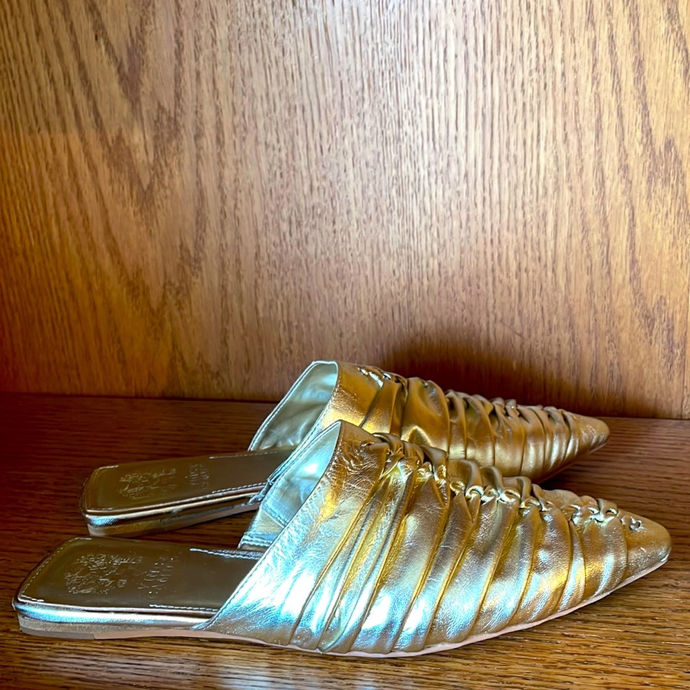 Vince Camuto gold flats